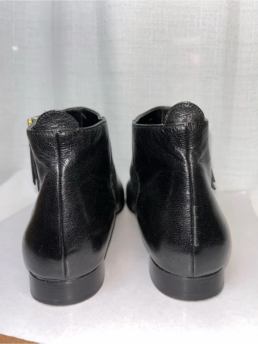 Cole Haan Grand.ØS Black Leather Ankle Booties Side Zip Low Heel Boots Sz 9B